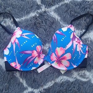 Pink Victoria secret bra size 32 D